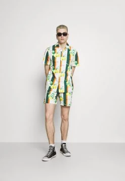 Sconto Karl Kani in Italia -Sconto Karl Kani in Italia c8eaf274263b4793b138581e4ed0a332