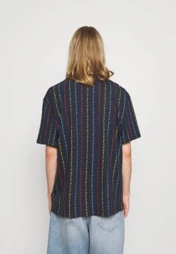 Acquistare 🌟 Karl Kani UNISEX SIGNATURE LOGO PINSTRIPE TEE - T-shirt Con Stampa - Navy 🌟 -Sconto Karl Kani in Italia cdfeda44d7d741b78dda2037386bfb90