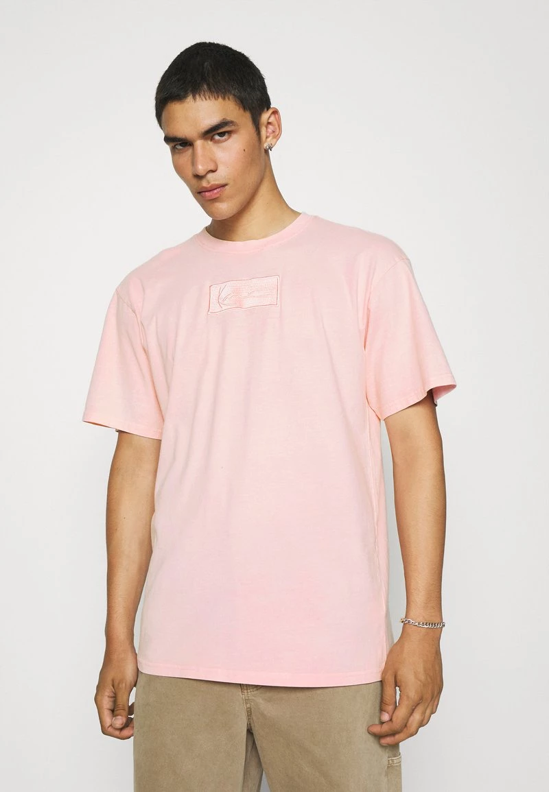 Vendita lampo ⌛ Karl Kani SMALL SIGNATURE BOX WASHED TEE UNISEX - T-shirt Con Stampa - Rose ❤️ 3 Vendita lampo ⌛ Karl Kani SMALL SIGNATURE BOX WASHED TEE UNISEX - T-shirt Con Stampa - Rose ❤️