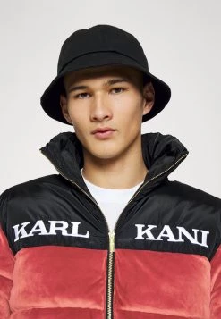 Promo 💯 Karl Kani RETRO VELVET BLOCK PUFFER UNISEX - Giacca Invernale - Dark Red 🛒 -Sconto Karl Kani in Italia d6be8d594cf74b7299e92425e886e2aa