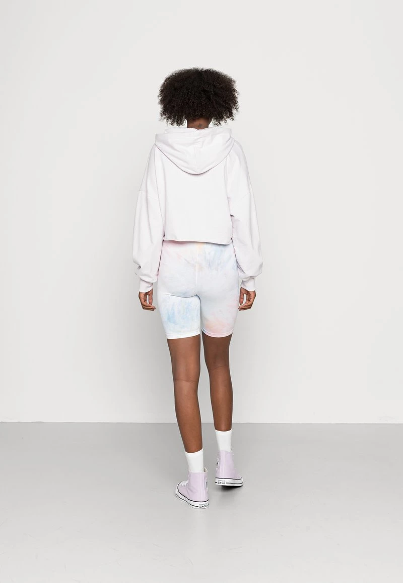 Bilancio π Karl Kani SIGNATURE TIE DYE CYCLING - Shorts - Multicolor, Donna π 5 Bilancio π Karl Kani SIGNATURE TIE DYE CYCLING - Shorts - Multicolor, Donna π - immagine 3