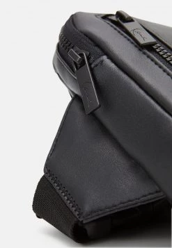 Vendita calda π Karl Kani SIGNATURE CROSSBODY BAG UNISEX - Borsa A Tracolla - Black π 11 Vendita calda π Karl Kani SIGNATURE CROSSBODY BAG UNISEX - Borsa A Tracolla - Black π -Sconto Karl Kani in Italia dd9bf82a81bd4ebda2685626521dceab
