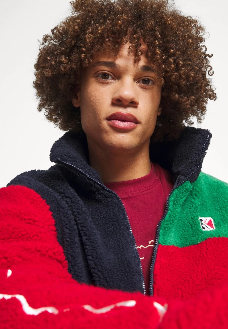 Vendita lampo π Karl Kani SMALL SIGNATURE TEE UNISEX - T-shirt Basic - Dark Red β 6 Vendita lampo π Karl Kani SMALL SIGNATURE TEE UNISEX - T-shirt Basic - Dark Red β - immagine 4