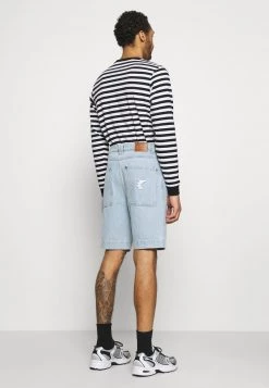 Migliore vendita 🥰 Karl Kani RINSE - Shorts Di 👖 Jeans - Light Blue, Uomo 🛒 -Sconto Karl Kani in Italia e03a1af541d24eb2bc39f7191ed74ceb