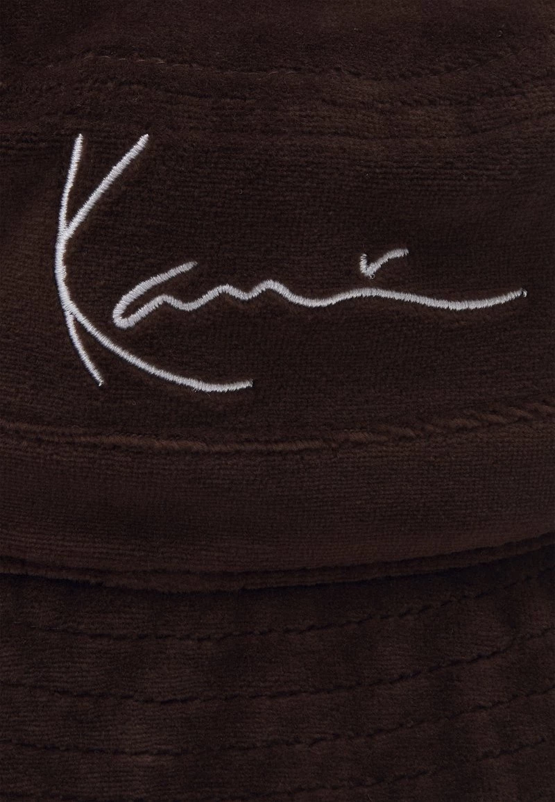 Nuovo di zecca π₯ Karl Kani SIGNATURE BUCKET HAT UNISEX - Cappello - Dark Brown π 5 Nuovo di zecca π₯ Karl Kani SIGNATURE BUCKET HAT UNISEX - Cappello - Dark Brown π - immagine 3