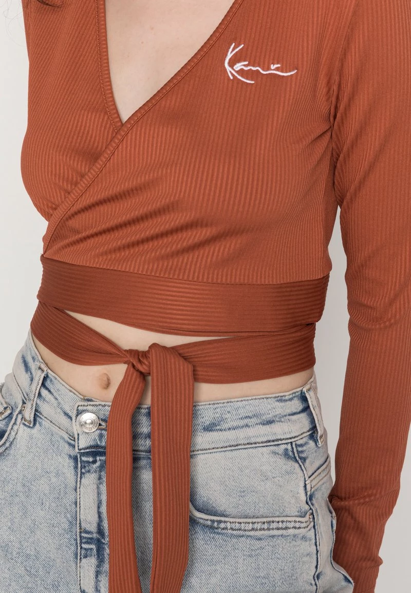 I primi 10 π Karl Kani SMALL SIGNATURE SHORT RUST - Maglietta A Manica Lunga - Rust, Donna βοΈ 7 I primi 10 π Karl Kani SMALL SIGNATURE SHORT RUST - Maglietta A Manica Lunga - Rust, Donna βοΈ - immagine 5