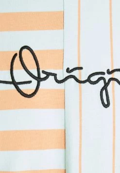 Migliore vendita 🥰 Karl Kani ORIGINALS BLOCK STRIPE TEE UNISEX - T-shirt Con Stampa - Mint 🛒 -Sconto Karl Kani in Italia e99eeb64bf5549c4a61ac384cdeecc3a