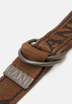 Bilancio 🧨 Karl Kani COLLEGE BELT UNISEX - Cintura - Brown 😍 -Sconto Karl Kani in Italia f065146d7b6e4aeba08800f24c7a4f19
