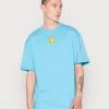 Il piΓΉ economico β¨ KARL KANI X SMILEY® SMALL SIGNATURE TEE UNISEX - T-shirt Basic - Blue π 2 Il piΓΉ economico β¨ KARL KANI X SMILEY® SMALL SIGNATURE TEE UNISEX - T-shirt Basic - Blue π -Sconto Karl Kani in Italia f0ae735505b64ed2bd5539f86727a651