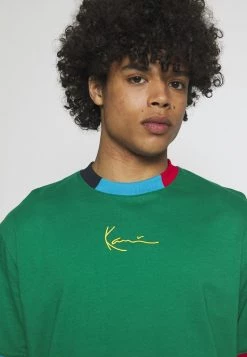 A buon mercato π Karl Kani UNISEX SMALL SIGNATURE TEE - T-shirt Con Stampa - Green π€© 12 A buon mercato π Karl Kani UNISEX SMALL SIGNATURE TEE - T-shirt Con Stampa - Green π€© -Sconto Karl Kani in Italia f1494435b6d14f578c4ba6c780c88752