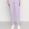 Il più economico 👏 Karl Kani SMALL SIGNATURE SLIM FIT - Pantaloni Sportivi - Purple, Donna 🥰 -Sconto Karl Kani in Italia f193074b8be64f4fb7872c591d8fb2c2