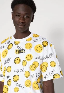 Il piรน economico ๐ KARL KANI X SMILEY® SMALL SIGNATURE TEE UNISEX - T-shirt Con Stampa - White ๐ 11 Il piรน economico ๐ KARL KANI X SMILEY® SMALL SIGNATURE TEE UNISEX - T-shirt Con Stampa - White ๐ -Sconto Karl Kani in Italia f8e5eb1dc3fa4160aa4d33be15ad7e52