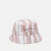 A buon mercato 🔔 Karl Kani SIGNTAURE TIE DYE STRIPE BUCKET UNISEX - Cappello - Light Sand 🎉 -Sconto Karl Kani in Italia f9267319d4544e768504629b8703adb5